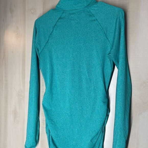 The North Face green long sleeve 1/4 zip pullover, size small - Picture 7 of 8